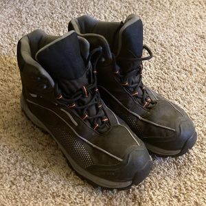 Land’s End Used women’s hiking boots with ankle support size 10